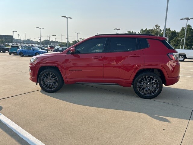 2023 Jeep Compass High Altitude photo 2