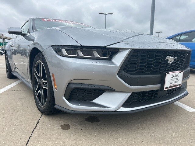 2024 Ford Mustang EcoBoost Premium photo 2