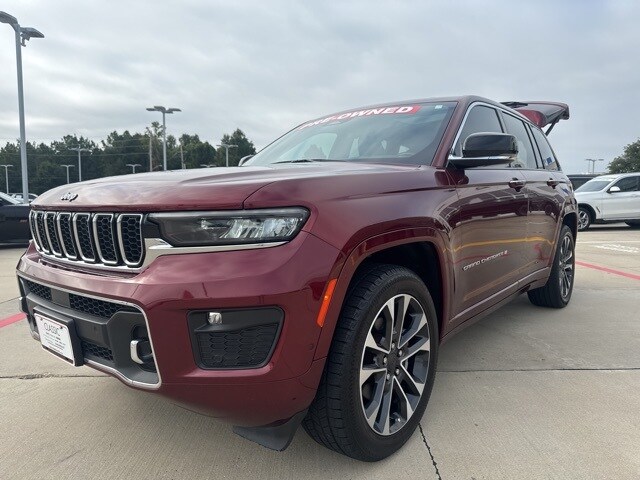 2022 Jeep Grand Cherokee Overland photo 3