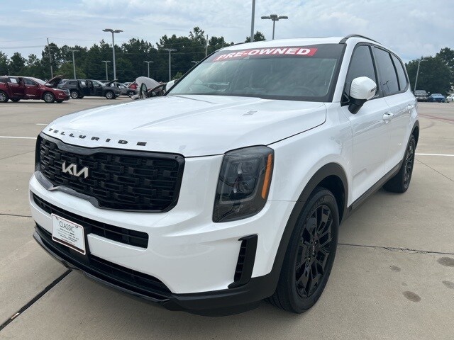 2022 Kia Telluride EX photo 3
