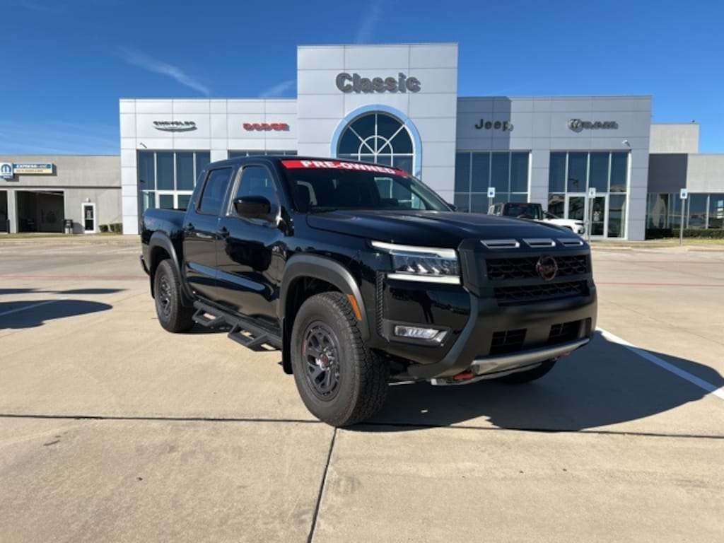 Used 2025 Nissan Frontier PRO-4X Truck Crew Cab