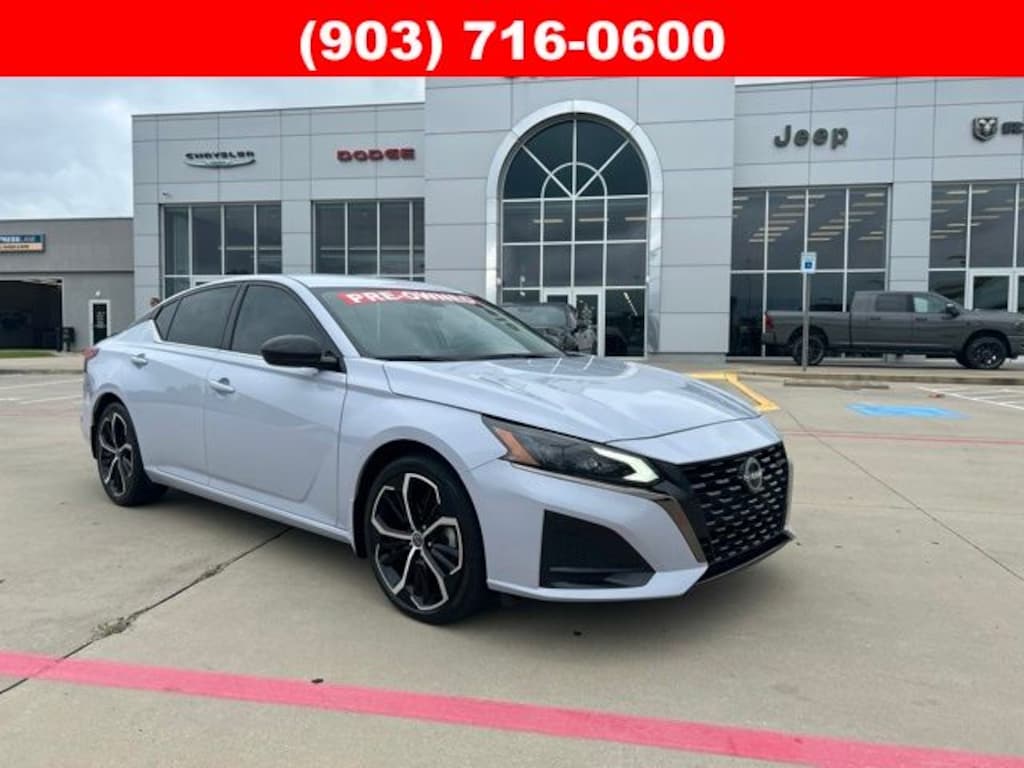 Used 2024 Nissan Altima 2.5 SR Sedan