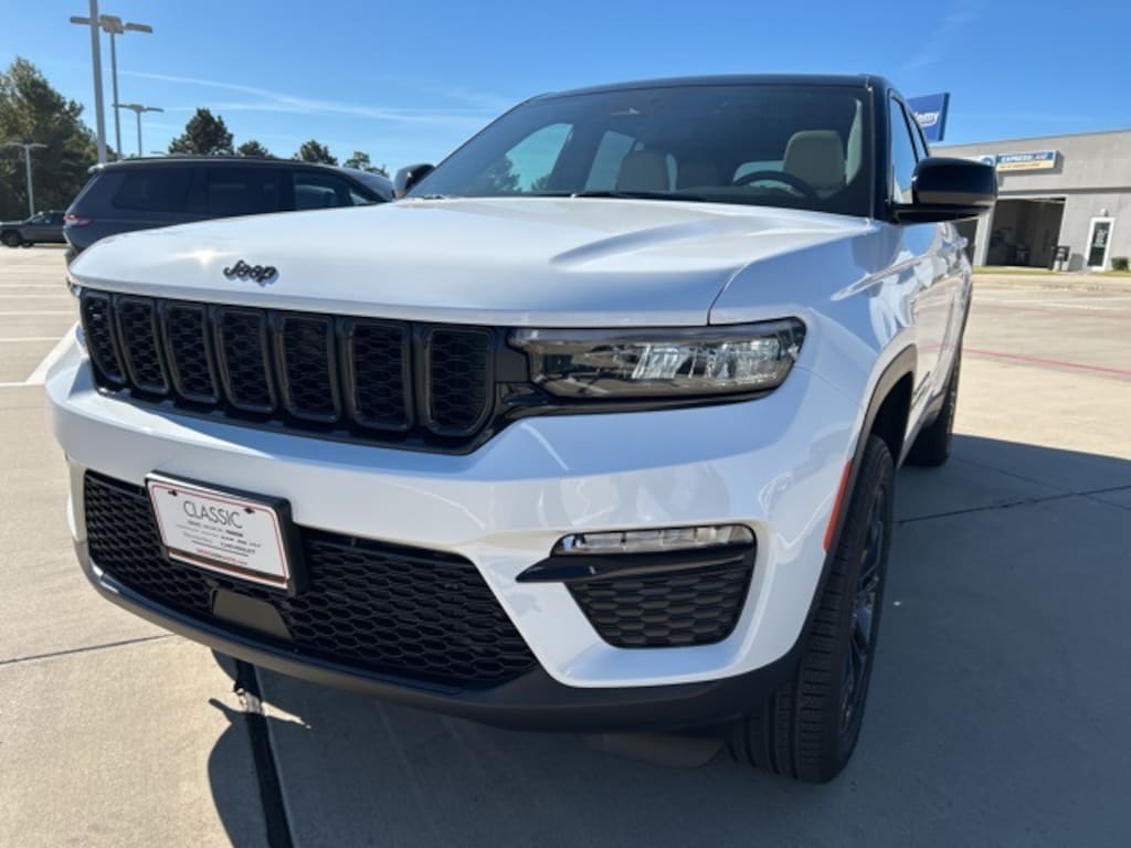 New 2025 Jeep Grand Cherokee LIMITED 4X4 Sport Utility