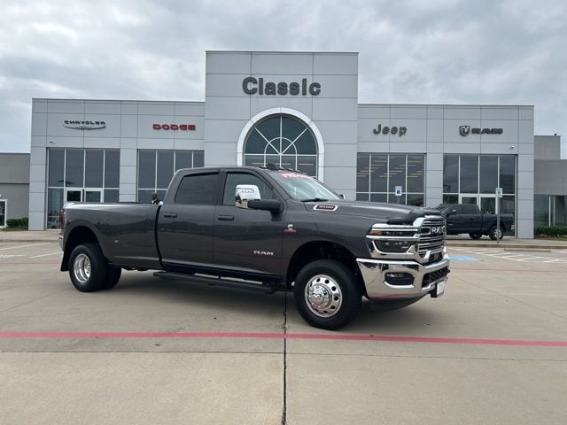 2025 RAM 3500 Laramie 4X4 Crew Cab LWB's photo