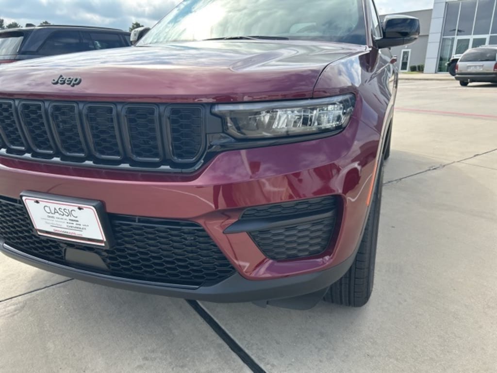 New 2025 Jeep Grand Cherokee ALTITUDE X 4X4 Sport Utility