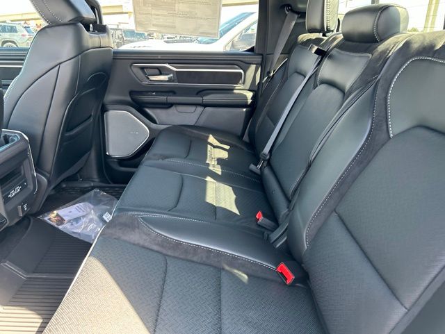 2026 RAM 1500 Laramie - Photo 36
