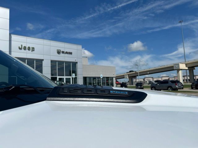2026 RAM 1500 Laramie - Photo 14