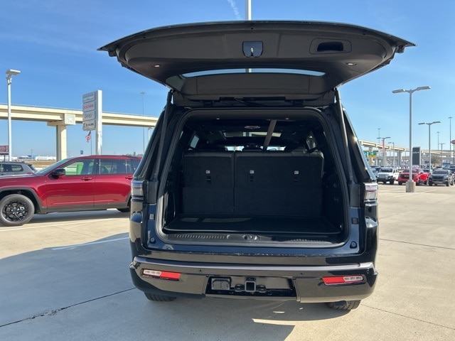 2026 Jeep Grand Wagoneer Base - Photo 10