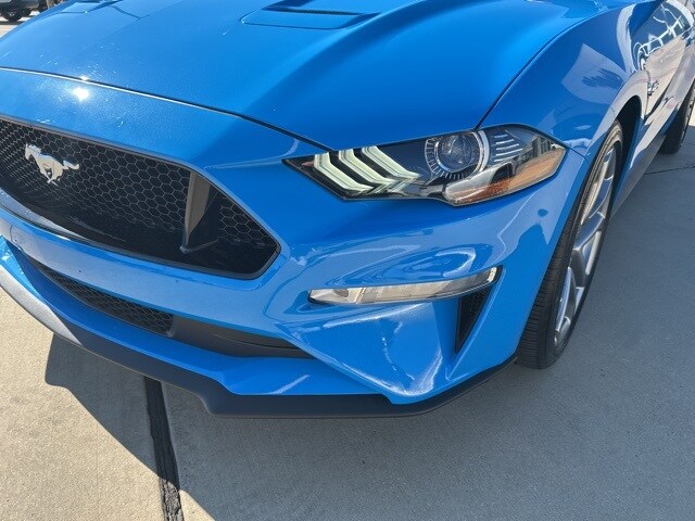 2022 Ford Mustang GT Premium photo 4