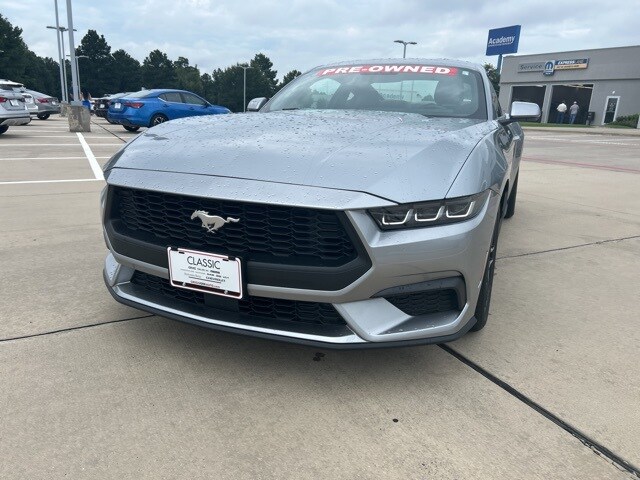 2024 Ford Mustang EcoBoost Premium photo 4