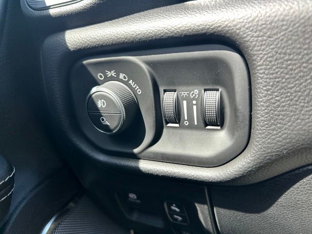 2026 RAM 1500 Laramie - Photo 17