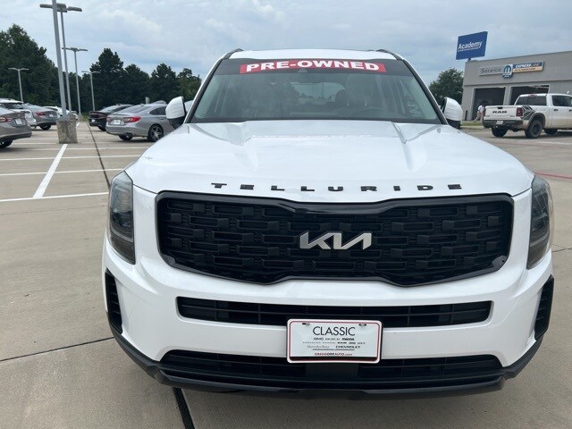2022 Kia Telluride EX photo 2