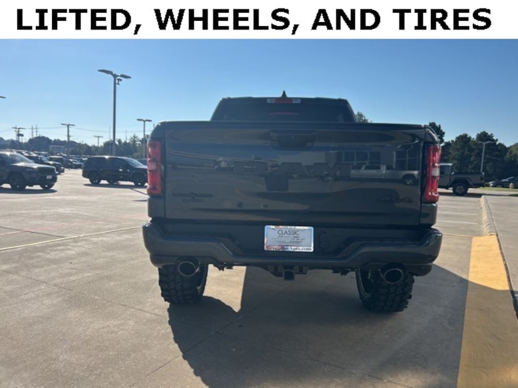 New 2026 Ram 1500 LONE STAR CREW CAB 4X4 5'7 BOX Pickup