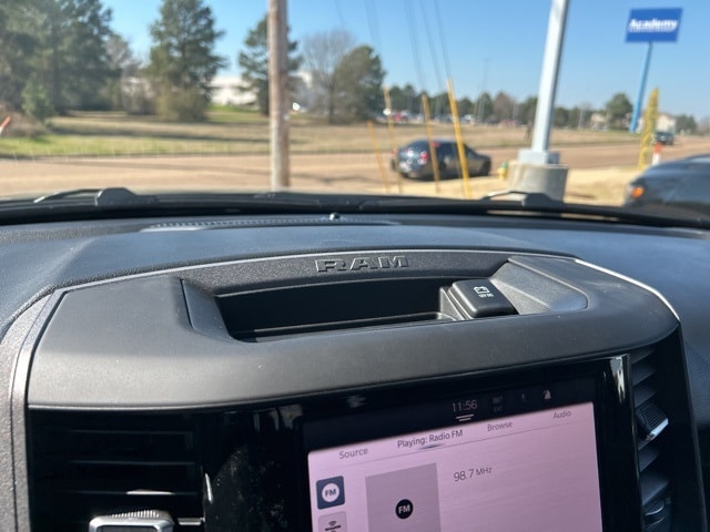 2026 RAM 1500 Express - Photo 22