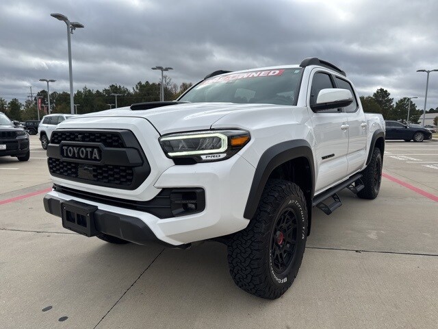2022 Toyota Tacoma TRD Pro photo 2