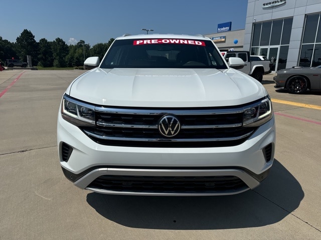 Used 2021 Volkswagen Atlas Cross Sport SE w/Tech with VIN 1V2WE2CA4MC218392 for sale in Texarkana, TX