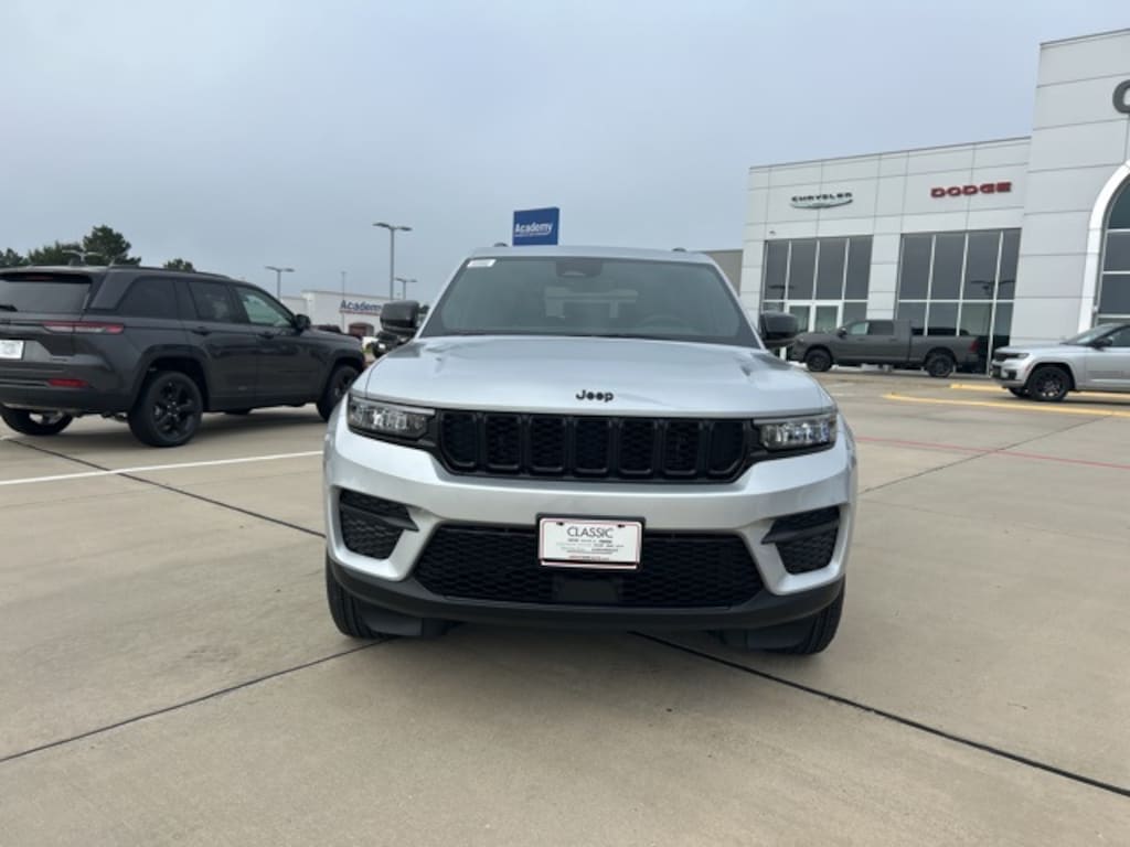 New 2025 Jeep Grand Cherokee ALTITUDE X 4X2 Sport Utility