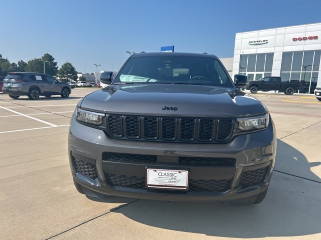 New 2025 Jeep Grand Cherokee L ALTITUDE X 4X4 Sport Utility