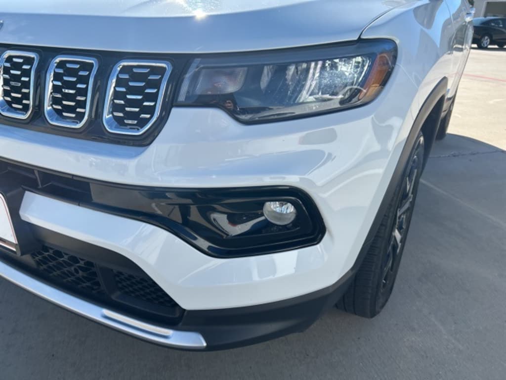 Used 2024 Jeep Compass Limited SUV