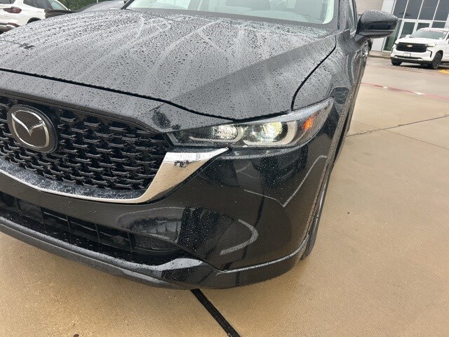 2025 Mazda CX-5 2.5 S Preferred photo 2