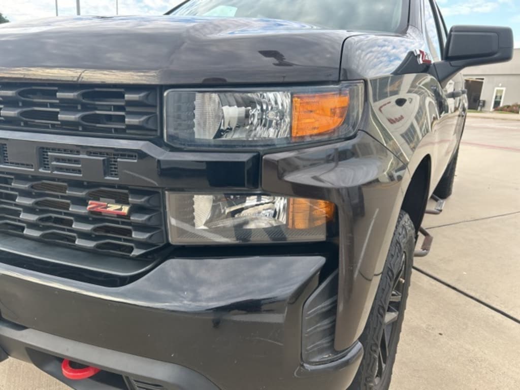 Used 2019 Chevrolet Silverado 1500 Custom Trail Boss Truck Crew Cab