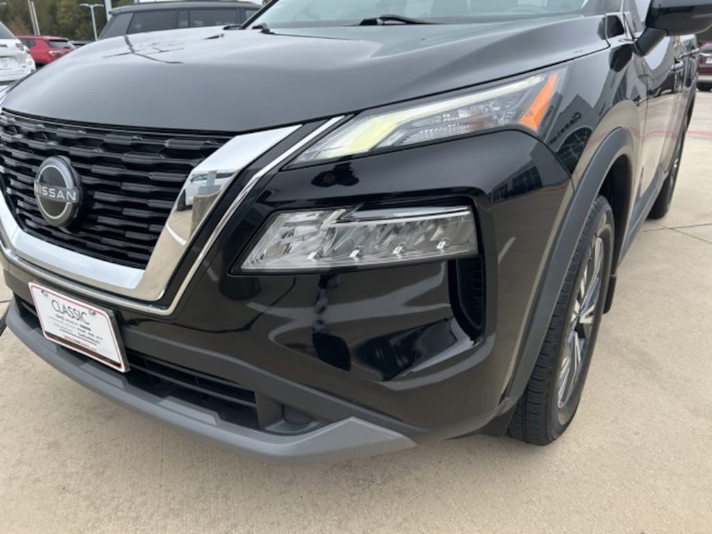 Used 2022 Nissan Rogue SV SUV