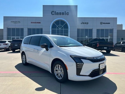 2027 Chrysler Pacifica SELECT Passenger Van