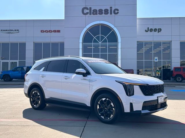 2025 Kia Sorento S AT's photo