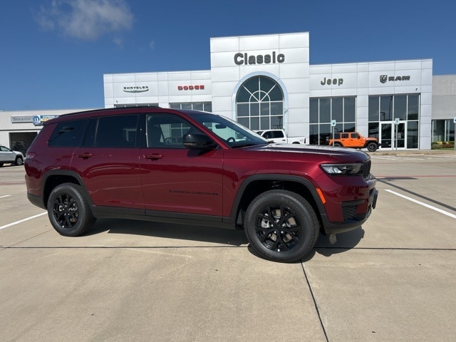 2025 Jeep Grand Cherokee L Altitude's photo