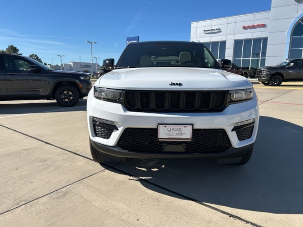 New 2025 Jeep Grand Cherokee LIMITED 4X4 Sport Utility