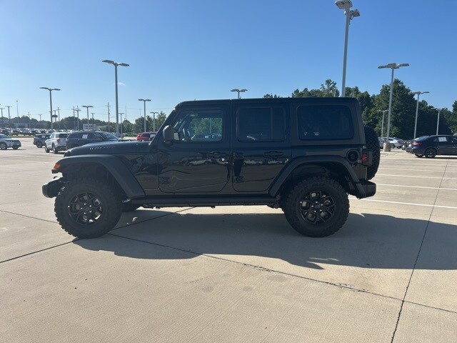 2025 Jeep Wrangler Willys photo 4