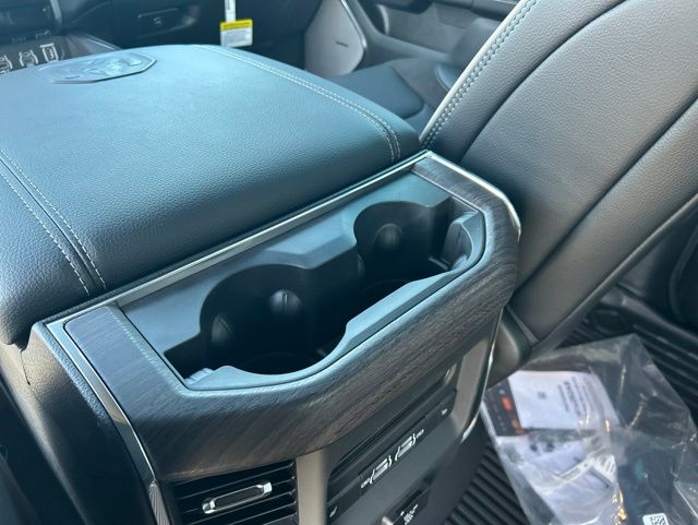 2026 RAM 1500 Laramie - Photo 40