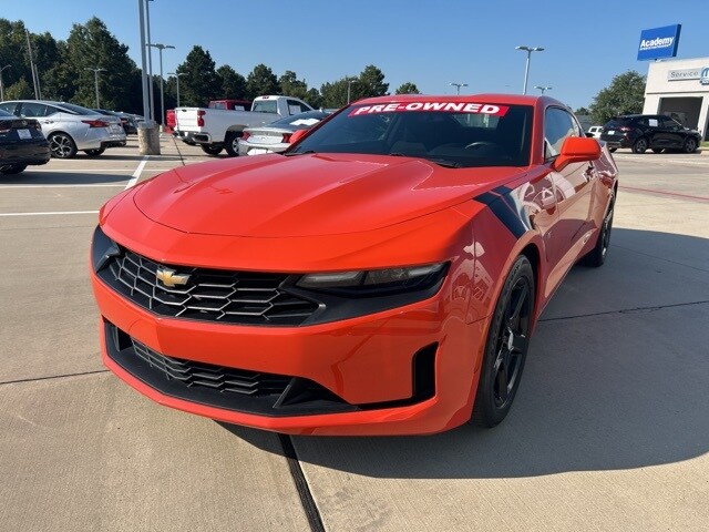 2019 Chevrolet Camaro 1LT photo 3