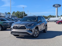 2025 Toyota Highlander XLE XLE FWD