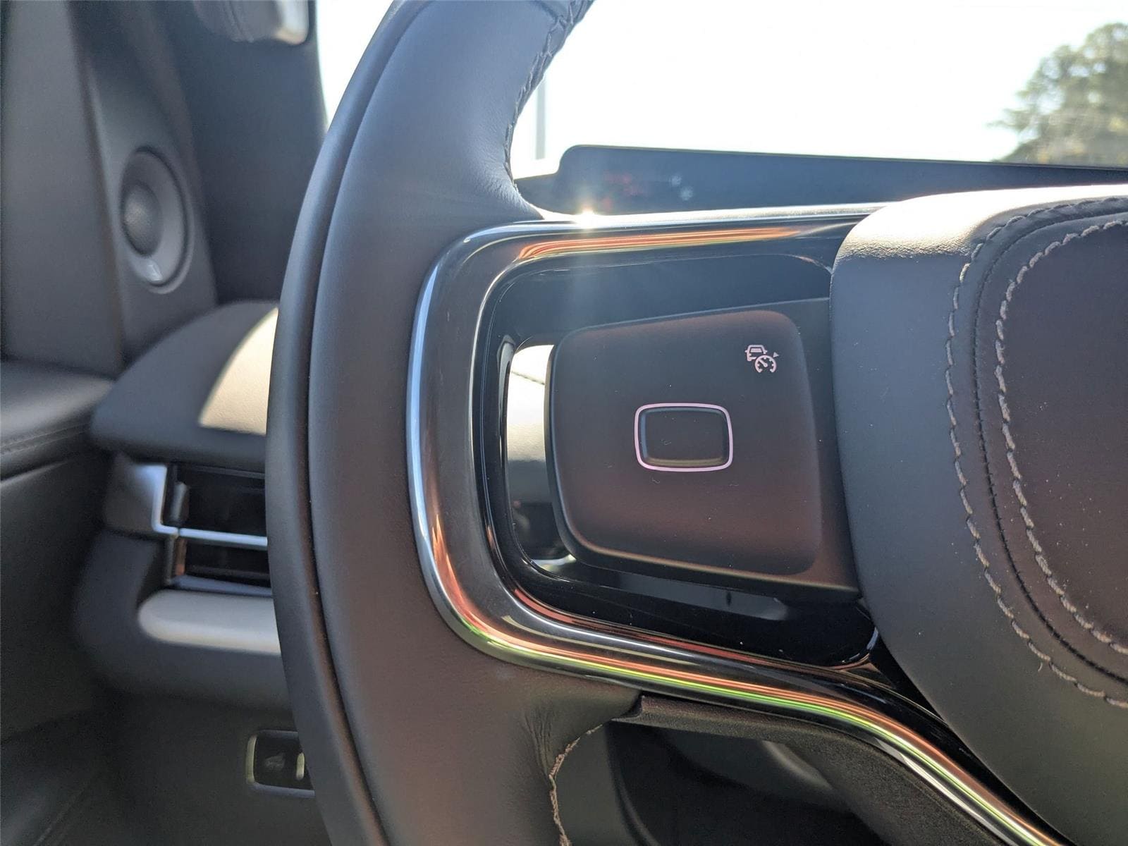 2025 Lincoln Navigator Reserve L - Photo 17