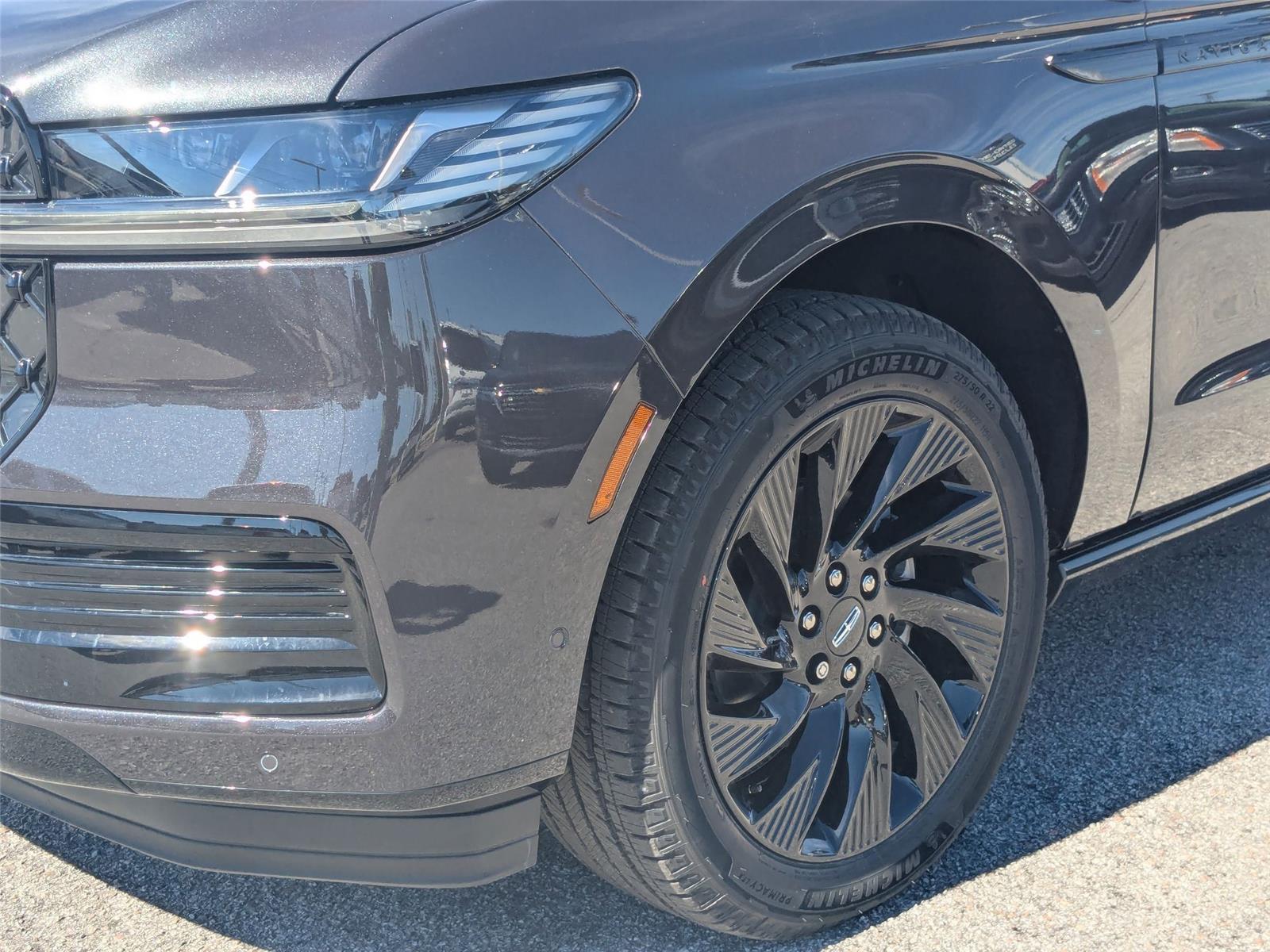 2025 Lincoln Navigator Reserve L - Photo 9