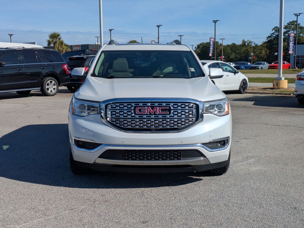 Used 2017 GMC Acadia Denali FWD  Denali