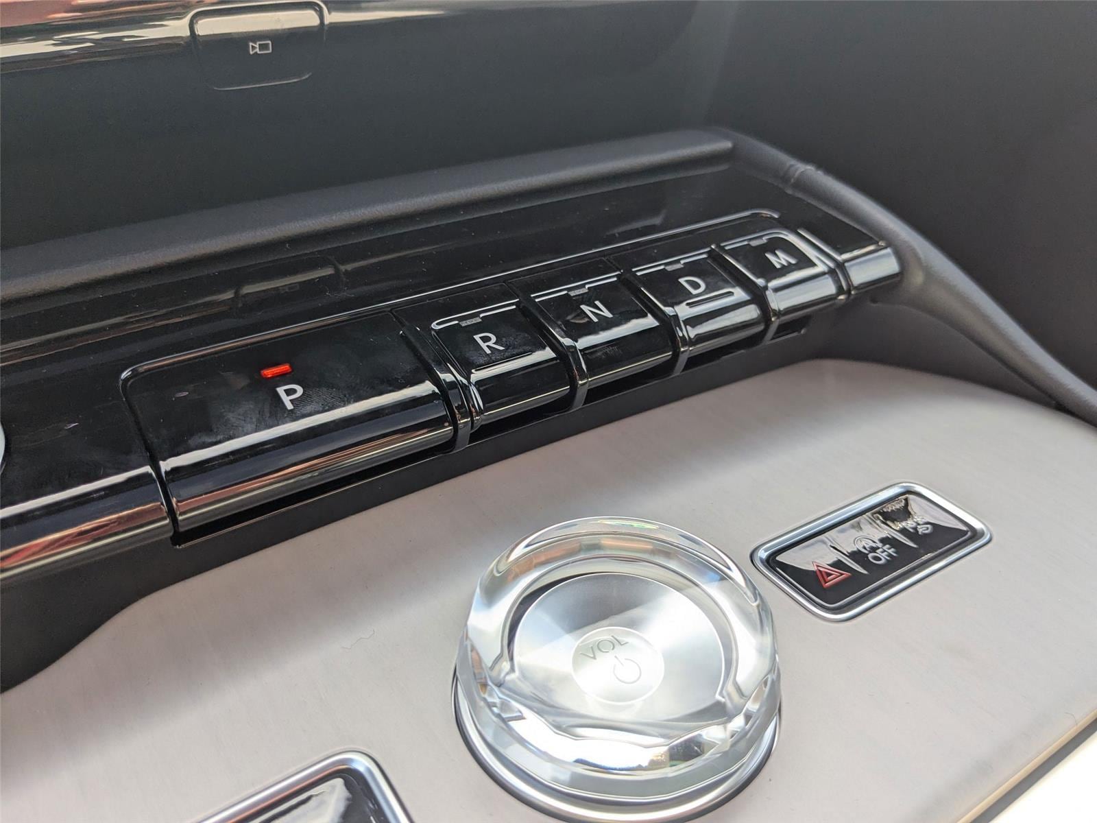 2025 Lincoln Navigator Reserve L - Photo 19