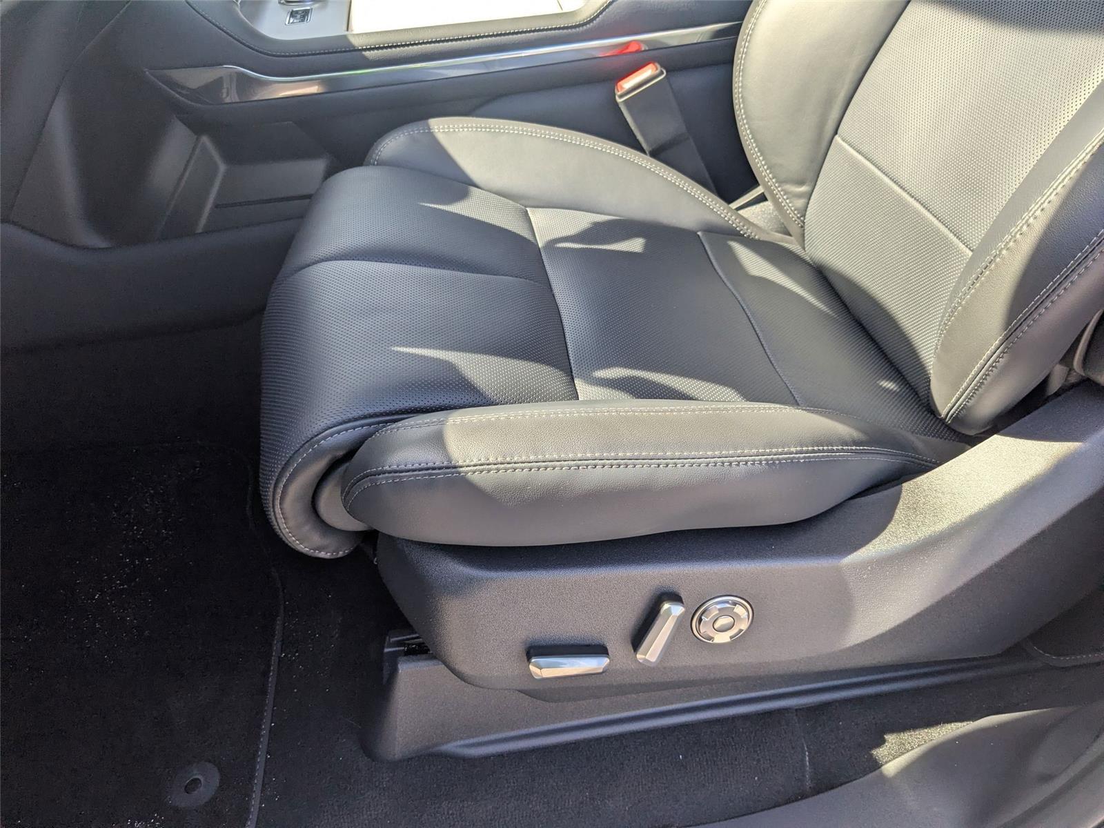 2025 Lincoln Navigator Reserve L - Photo 15