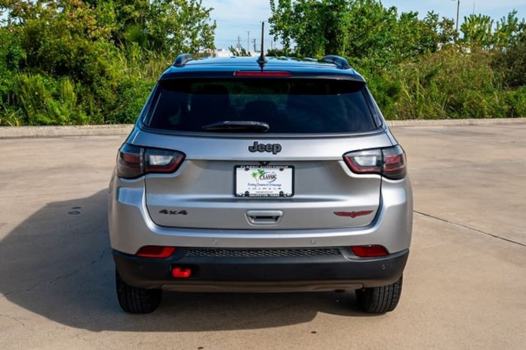 Used 2022 Jeep Compass Trailhawk SUV