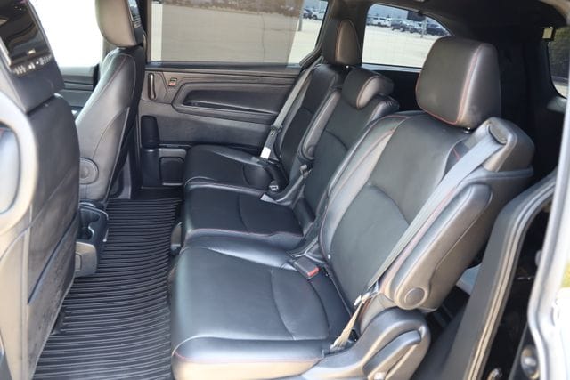 2023 Honda Odyssey SPORT - Photo 14