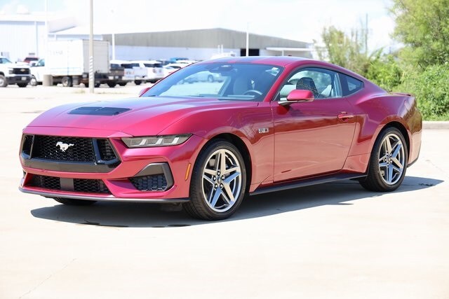 2025 Ford Mustang GT photo 3