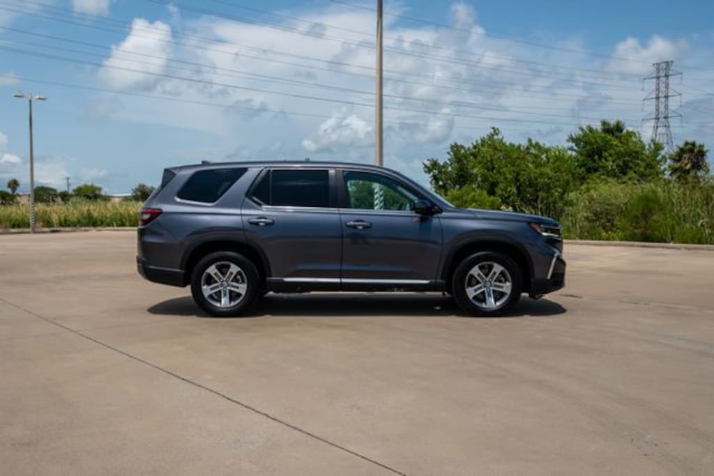 Certified 2024 Honda Pilot EX-L 7 Passenger SUV