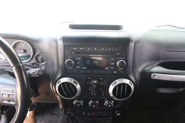 2016 Jeep Wrangler Unlimited Rubicon - Photo 16