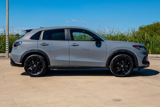 2023 Honda HR-V Sport 2WD photo 3