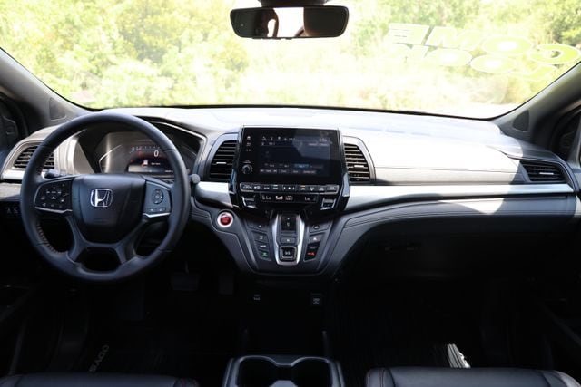 2023 Honda Odyssey SPORT - Photo 11