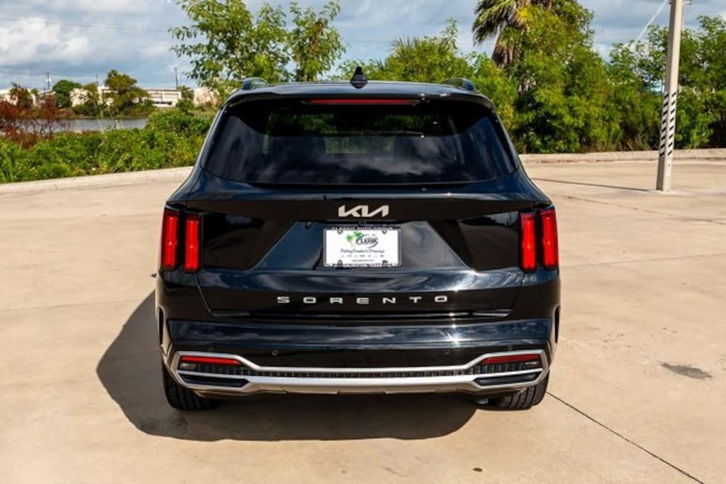Used 2022 Kia Sorento SX Prestige SUV