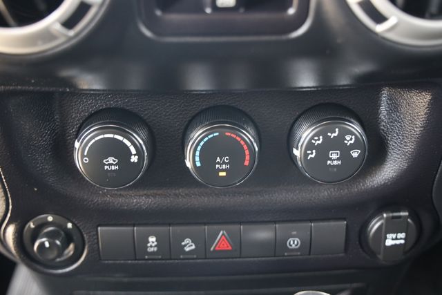 2016 Jeep Wrangler Unlimited Rubicon - Photo 18