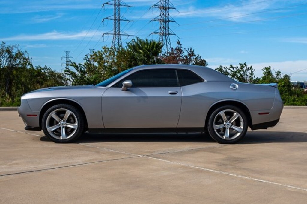 Used 2018 Dodge Challenger R/T Coupe