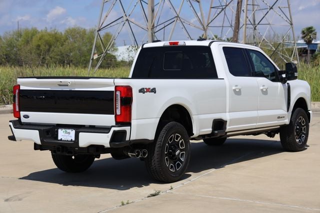 2026 Ford F-250 Super Duty Platinum - Photo 8